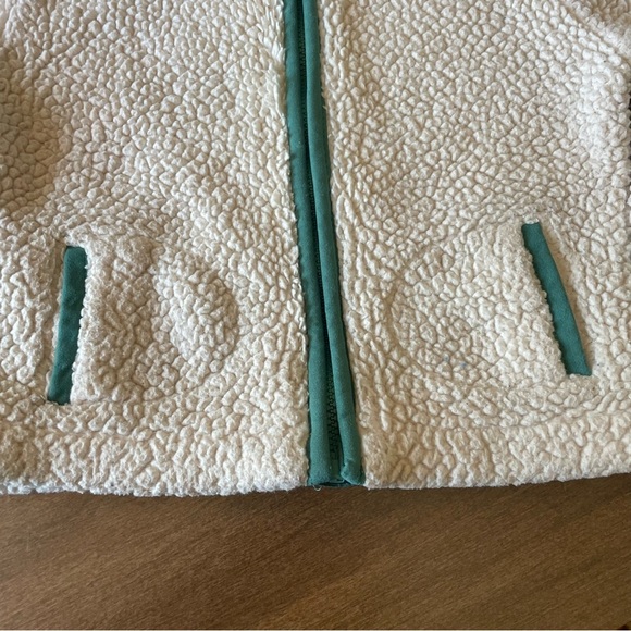 Cat & Jack kids 18mo cream w/green trim fleece Jacket very cute zip up - Picture 4 of 6